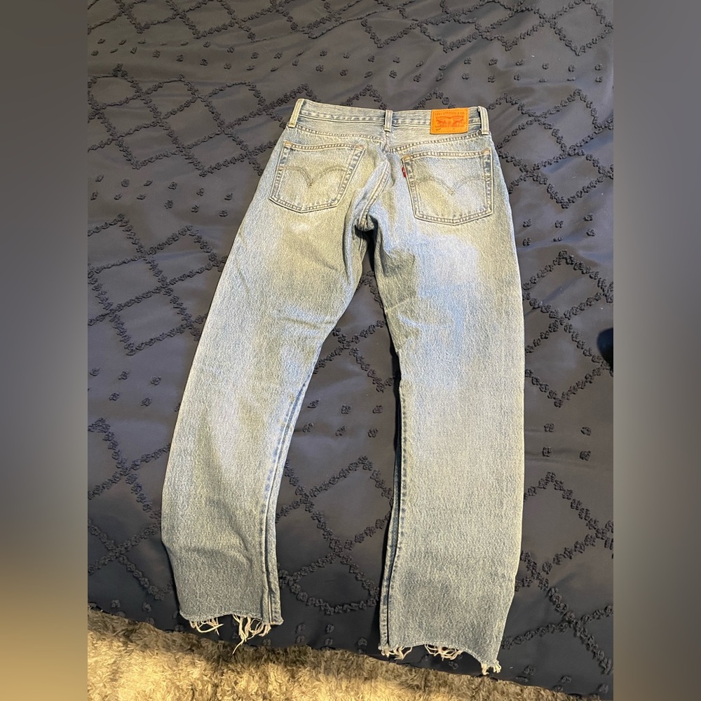 Levi’s Jeans - Picture 2 of 3
